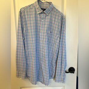 Vineyard Vines blue pink and green classic fit Tucker shirt Size M